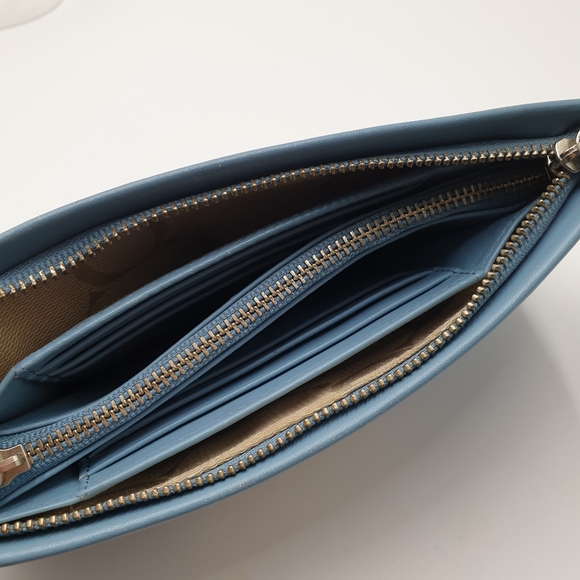 EXTRA 30% OFF🖤 Oroton Dusty Blue Leather Silver Logo Zip Top Pouch Wrislet - Picture 12 of 15